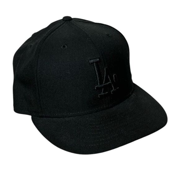 Los Angeles Dodgers Blackout 100% Wool 59FIFTY NEW ERA Men's Fitted Cap SZ 7 1/4 - Picture 1 of 6